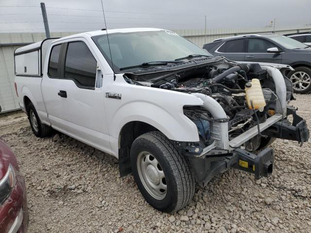 1FTEX1CB4JKD59491 - 2018 FORD F150 SUPER CAB WHITE photo 4