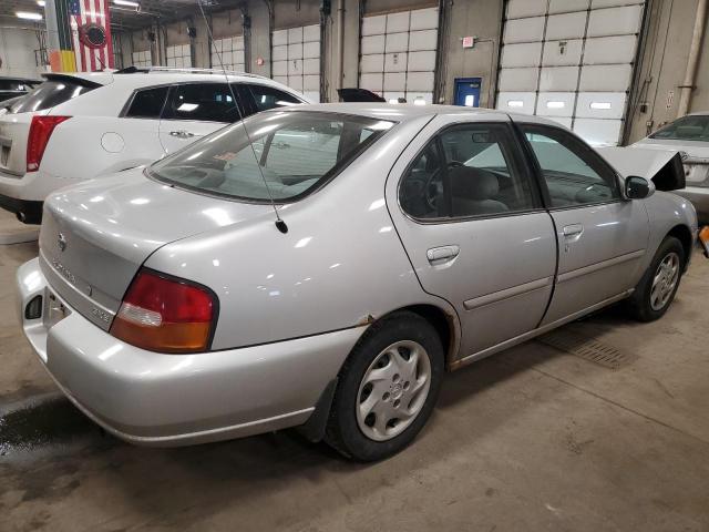 1N4DL01D9XC150021 - 1999 NISSAN ALTIMA XE SILVER photo 3