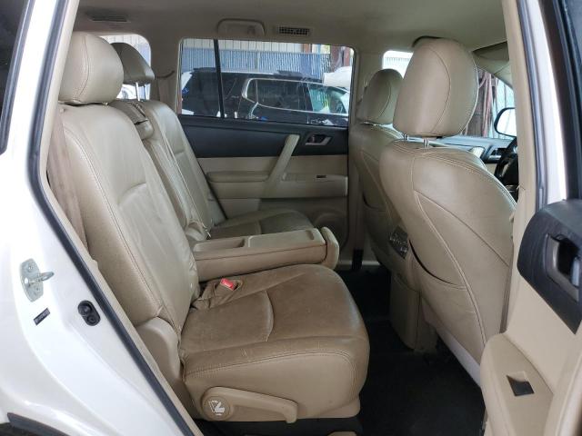 5TDZK3EH4DS136765 - 2013 TOYOTA HIGHLANDER BASE Ақ фото 11