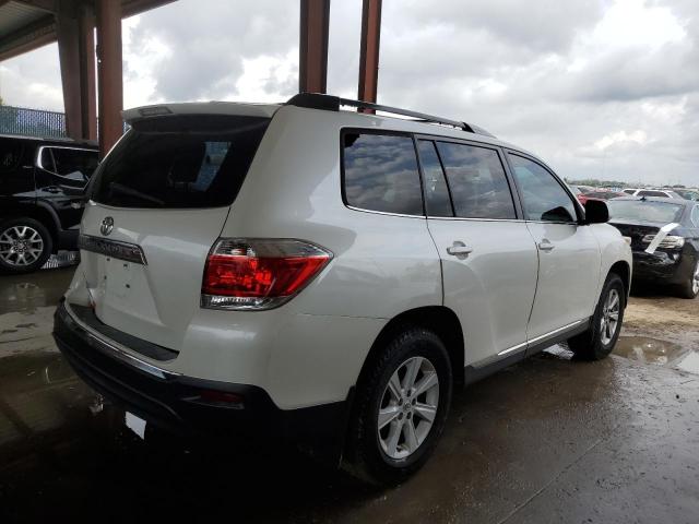 5TDZK3EH4DS136765 - 2013 TOYOTA HIGHLANDER BASE Ақ фото 3