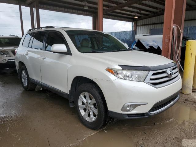 5TDZK3EH4DS136765 - 2013 TOYOTA HIGHLANDER BASE Ақ фото 4