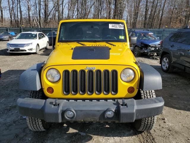 1J4AA2D15BL529701 - 2011 JEEP WRANGLER SPORT YELLOW photo 5