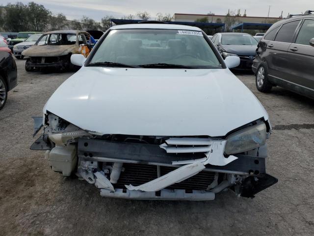 4T1BG22K3XU590109 - 1999 TOYOTA CAMRY CE WHITE photo 5