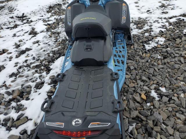 2BPFUFND0NV000198 - 2022 SKI DOO RENEGADE BLUE photo 6