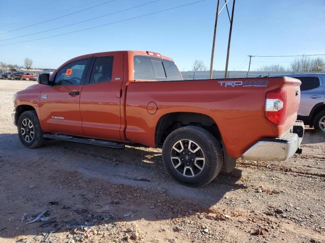 5TFUW5F10GX557375 - 2016 TOYOTA TUNDRA DOUBLE CAB SR/SR5 ORANGE photo 2