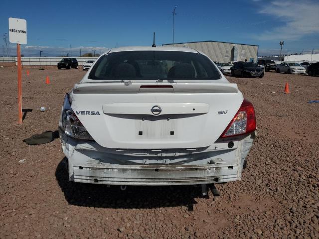 3N1CN7AP7JL872783 - 2018 NISSAN VERSA S WHITE photo 6