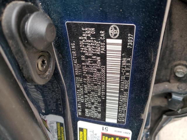 4T1B11HKXJU555853 - 2018 TOYOTA CAMRY L BLUE photo 13