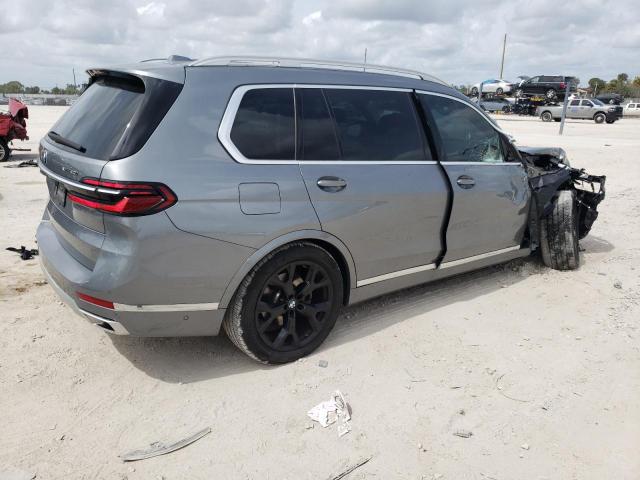 5UX23EM07P9R85425 - 2023 BMW X7 XDRIVE40I GRAY photo 3