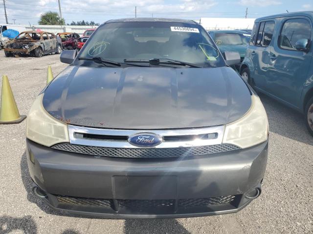 1FAHP3GN8AW125267 - 2010 FORD FOCUS SES GRAY photo 5