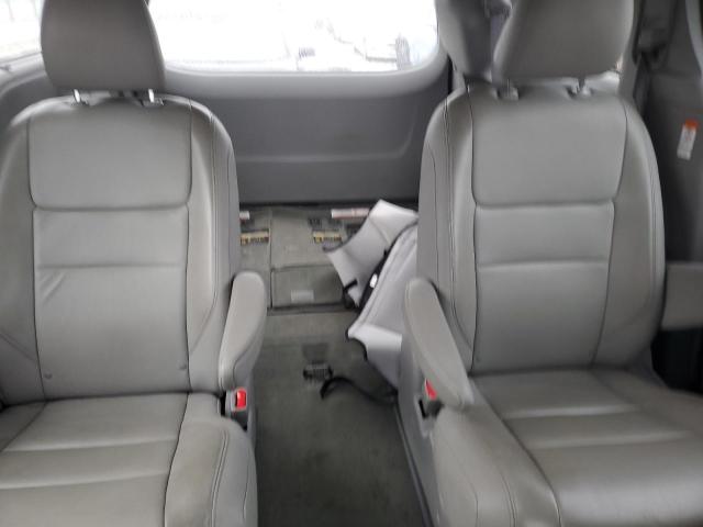 5TDDZ3DC5HS180985 - 2017 TOYOTA SIENNA XLE GRAY photo 10