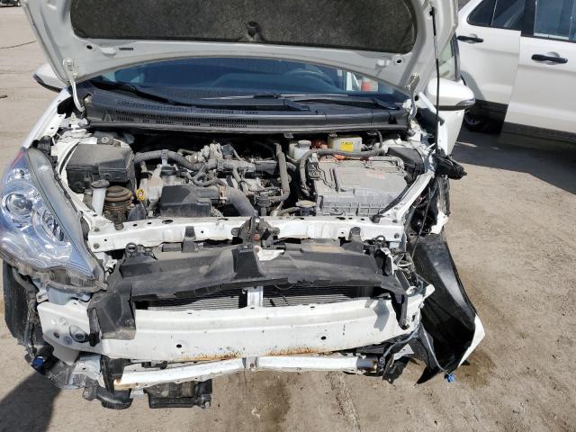 JTDKDTB34E1068826 - 2014 TOYOTA PRIUS C WHITE photo 11