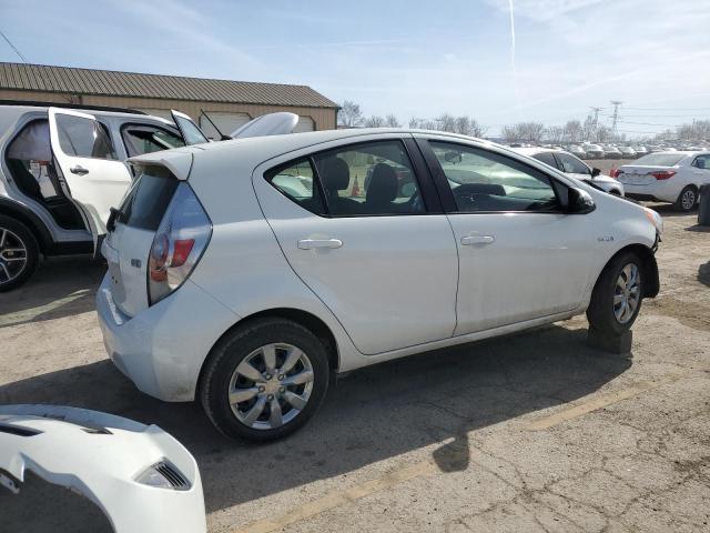 JTDKDTB34E1068826 - 2014 TOYOTA PRIUS C WHITE photo 3