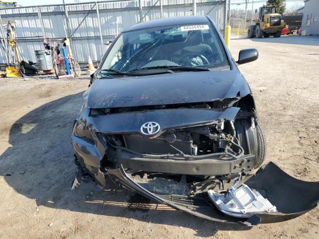 JTDBT903394048449 - 2009 TOYOTA YARIS GRAY photo 5