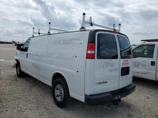 1GCWGBFP3L1172107 - 2020 CHEVROLET EXPRESS G2 WHITE photo 2