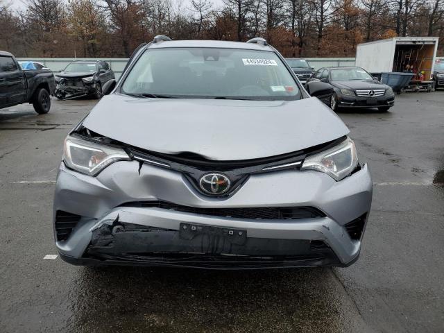 JTMBFREV4JJ210855 - 2018 TOYOTA RAV4 LE SILVER photo 5