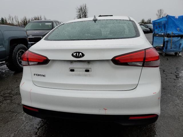 3KPFL4A72HE106893 - 2017 KIA FORTE LX WHITE photo 6