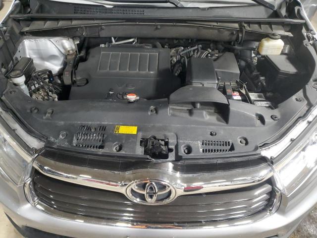 5TDJKRFH2GS506999 - 2016 TOYOTA HIGHLANDER XLE 银色 照片 12