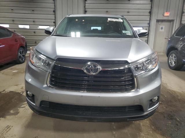 5TDJKRFH2GS506999 - 2016 TOYOTA HIGHLANDER XLE 银色 照片 5
