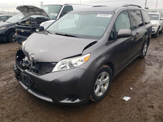 2014 TOYOTA SIENNA LE, 