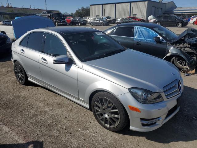 WDDGF5HB1DR260561 - 2013 MERCEDES-BENZ C 350 SILVER photo 4