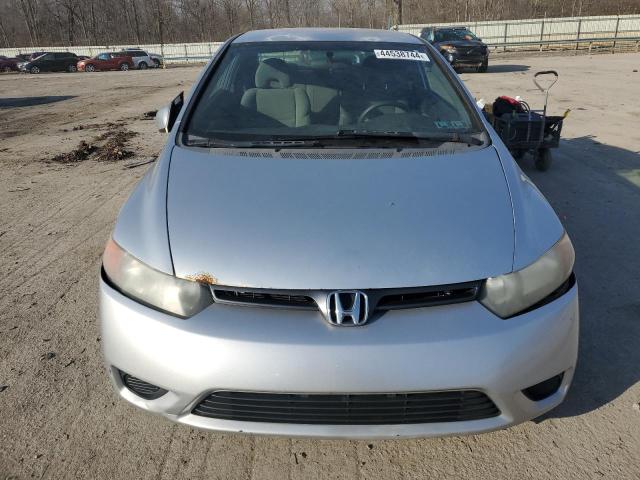 2HGFG12668H567741 - 2008 HONDA CIVIC LX SILVER photo 5