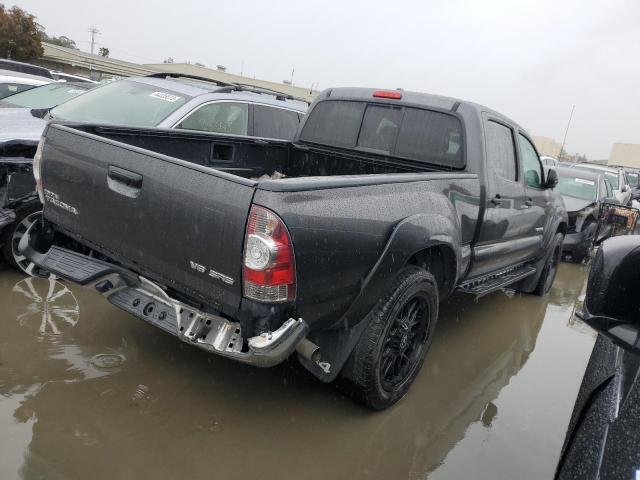 3TMMU4FN0BM037839 - 2011 TOYOTA TACOMA DOUBLE CAB LONG BED GRAY photo 3