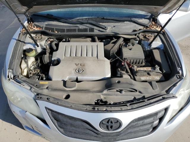 4T1BK3EK9AU100554 - 2010 TOYOTA CAMRY SE SILVER photo 11