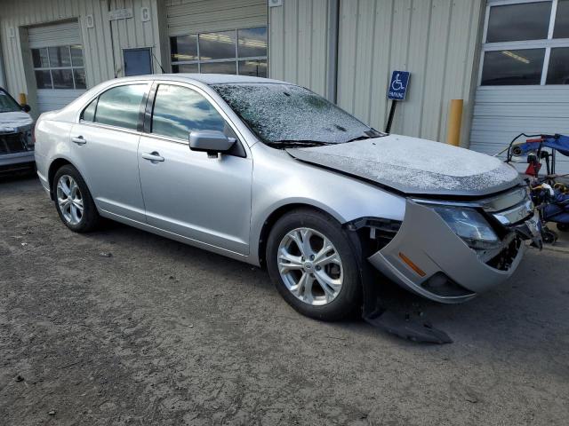 3FAHP0HA7CR236571 - 2012 FORD FUSION SE SILVER photo 4