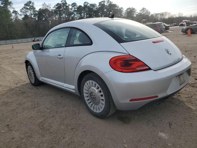 3VWJ07AT0FM606682 - 2015 VOLKSWAGEN BEETLE 1.8T SILVER photo 2