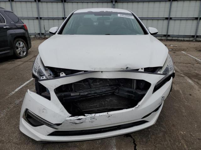 5NPE24AF8FH173254 - 2015 HYUNDAI SONATA SE WHITE photo 5