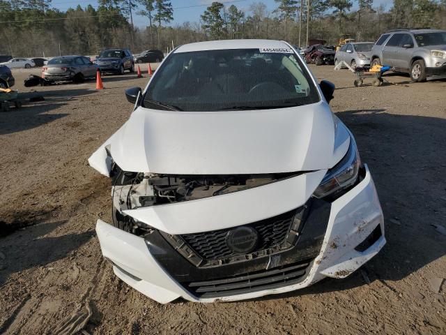 3N1CN8DV5LL916346 - 2020 NISSAN VERSA S WHITE photo 5