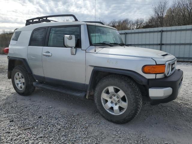 JTEZU11F78K003316 - 2008 TOYOTA FJ CRUISER SILVER photo 4