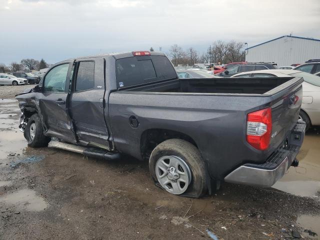 5TFUW5F11KX865437 - 2019 TOYOTA TUNDRA DOUBLE CAB SR/SR5 GRAY photo 2