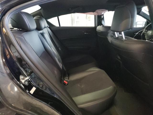 19UDE2F81GA000154 - 2016 ACURA ILX PREMIUM TECH BLACK photo 10