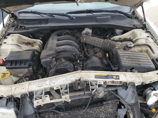 2C3JA43R25H583567 - 2005 CHRYSLER 300 WHITE photo 11