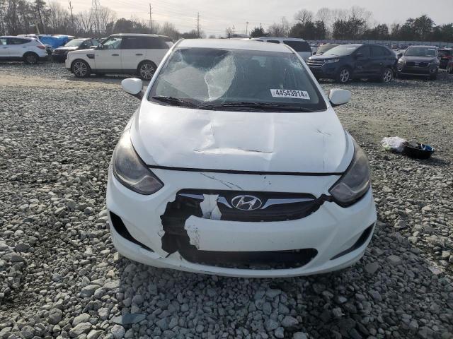 KMHCT4AE2DU459191 - 2013 HYUNDAI ACCENT GLS WHITE photo 5