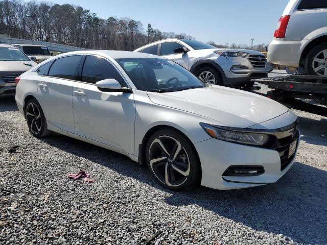 1HGCV1F37KA111066 - 2019 HONDA ACCORD SPORT WHITE photo 4