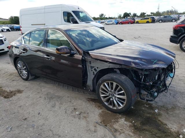 JN1EV7AP0JM357610 - 2018 INFINITI Q50 LUXE BROWN photo 4