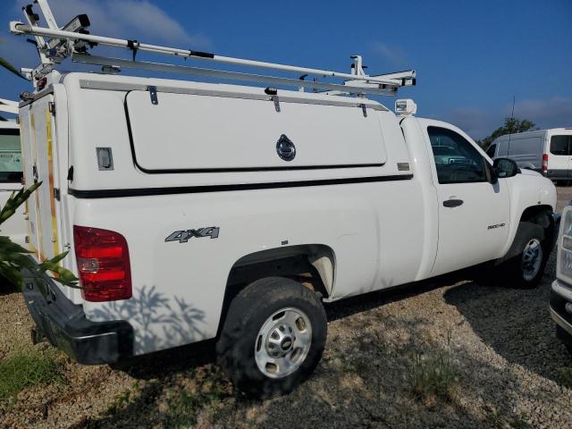 1GC0KVCG8EF165881 - 2014 CHEVROLET SILVERADO K2500 HEAVY DUTY WHITE photo 3