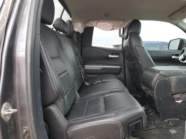 5TFRM5F1XHX118326 - 2017 TOYOTA TUNDRA DOUBLE CAB SR/SR5 CHARCOAL photo 10