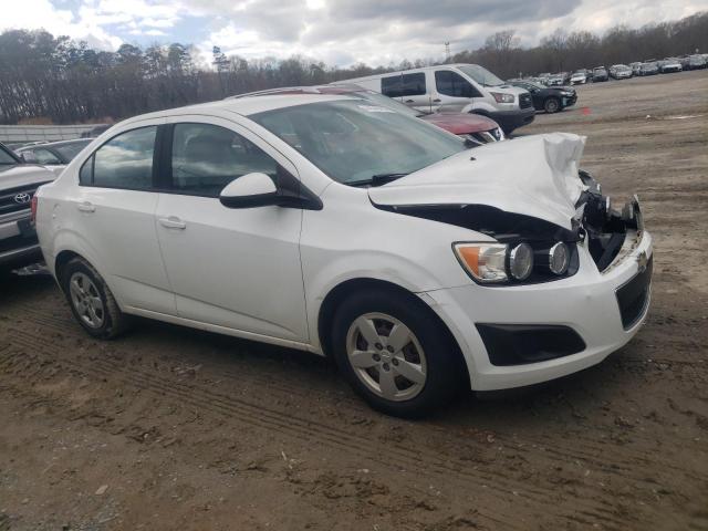 1G1JA5SH6E4163777 - 2014 CHEVROLET SONIC LS WHITE photo 4