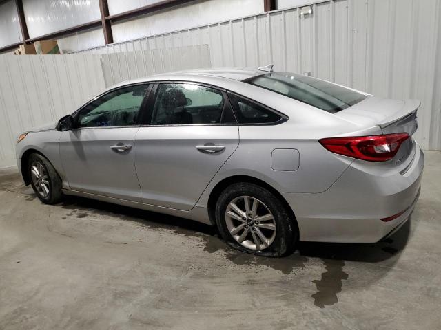 5NPE24AF8HH558557 - 2017 HYUNDAI SONATA SE SILVER photo 2