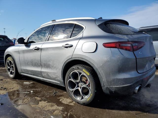 ZASPAKBN1K7C52373 - 2019 ALFA ROMEO STELVIO TI SILVER photo 2