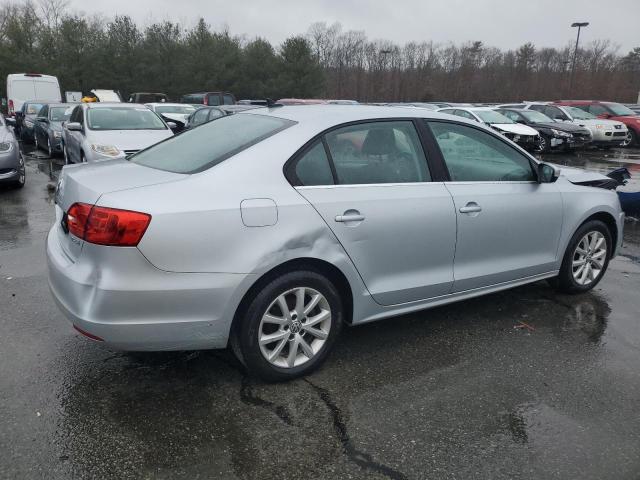 3VWDP7AJ7DM310241 - 2013 VOLKSWAGEN JETTA SE SILVER photo 3