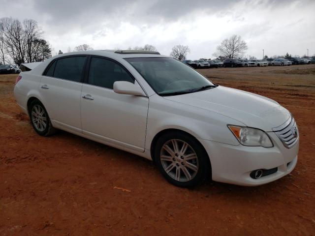 4T1BK36B98U297041 - 2008 TOYOTA AVALON XL WHITE photo 4