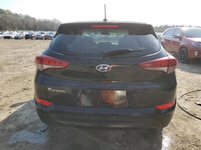 KM8J23A4XHU558083 - 2017 HYUNDAI TUCSON SE BLACK photo 6