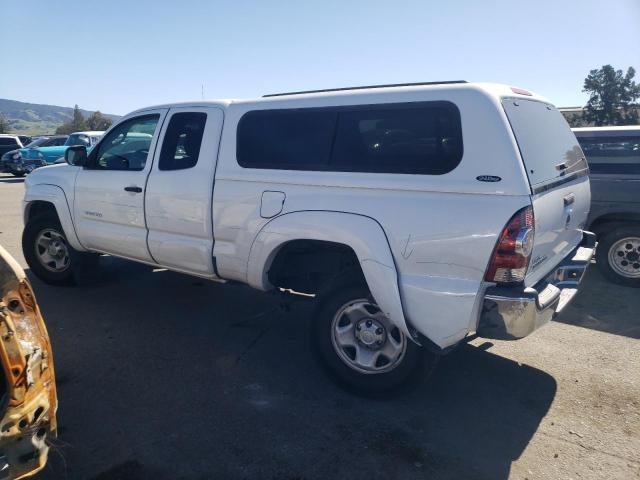 5TETX4GN2AZ730981 - 2010 TOYOTA TACOMA PRERUNNER ACCESS CAB WHITE photo 2