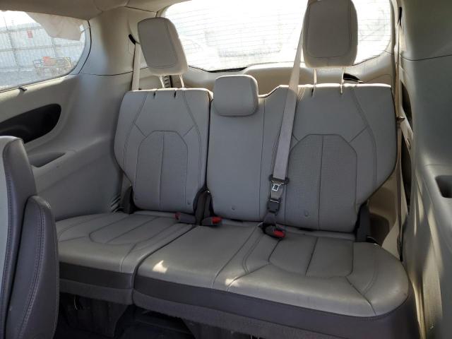 2C4RC1EG0JR333901 - 2018 CHRYSLER PACIFICA TOURING L PLUS SILVER photo 10