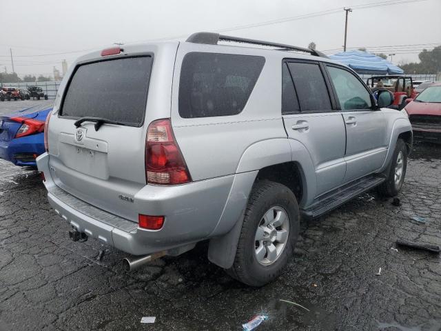 JTEZU14RX50047906 - 2005 TOYOTA 4RUNNER SR5 SILVER photo 3