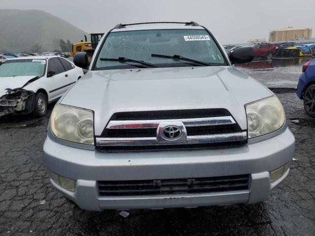 JTEZU14RX50047906 - 2005 TOYOTA 4RUNNER SR5 SILVER photo 5